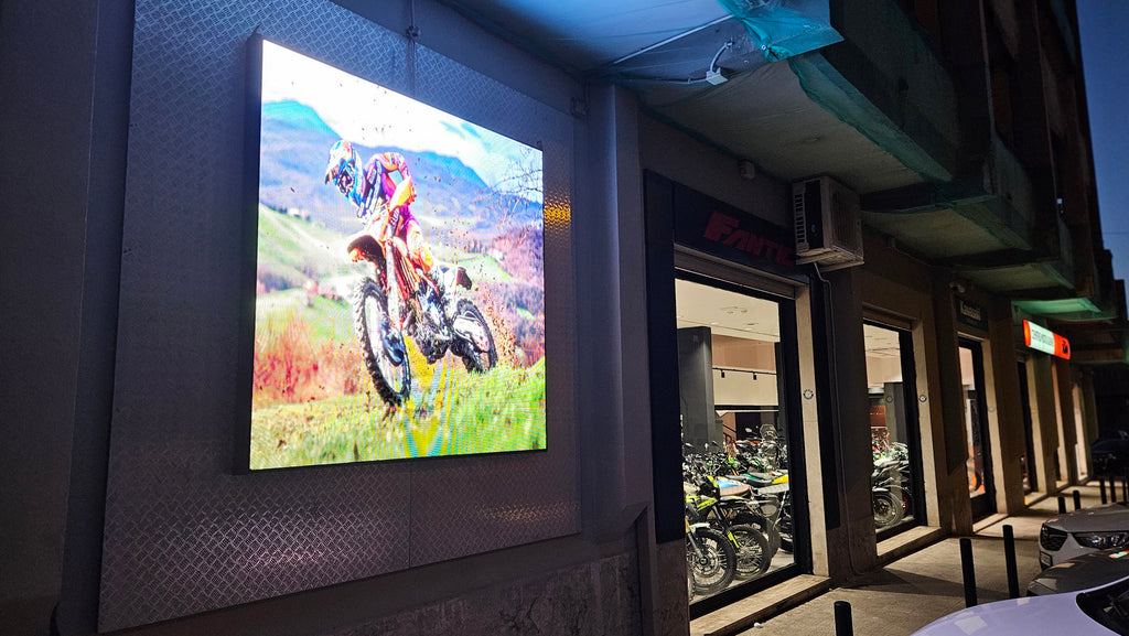 SIGNLED 300x50 cm. (insegna a led)